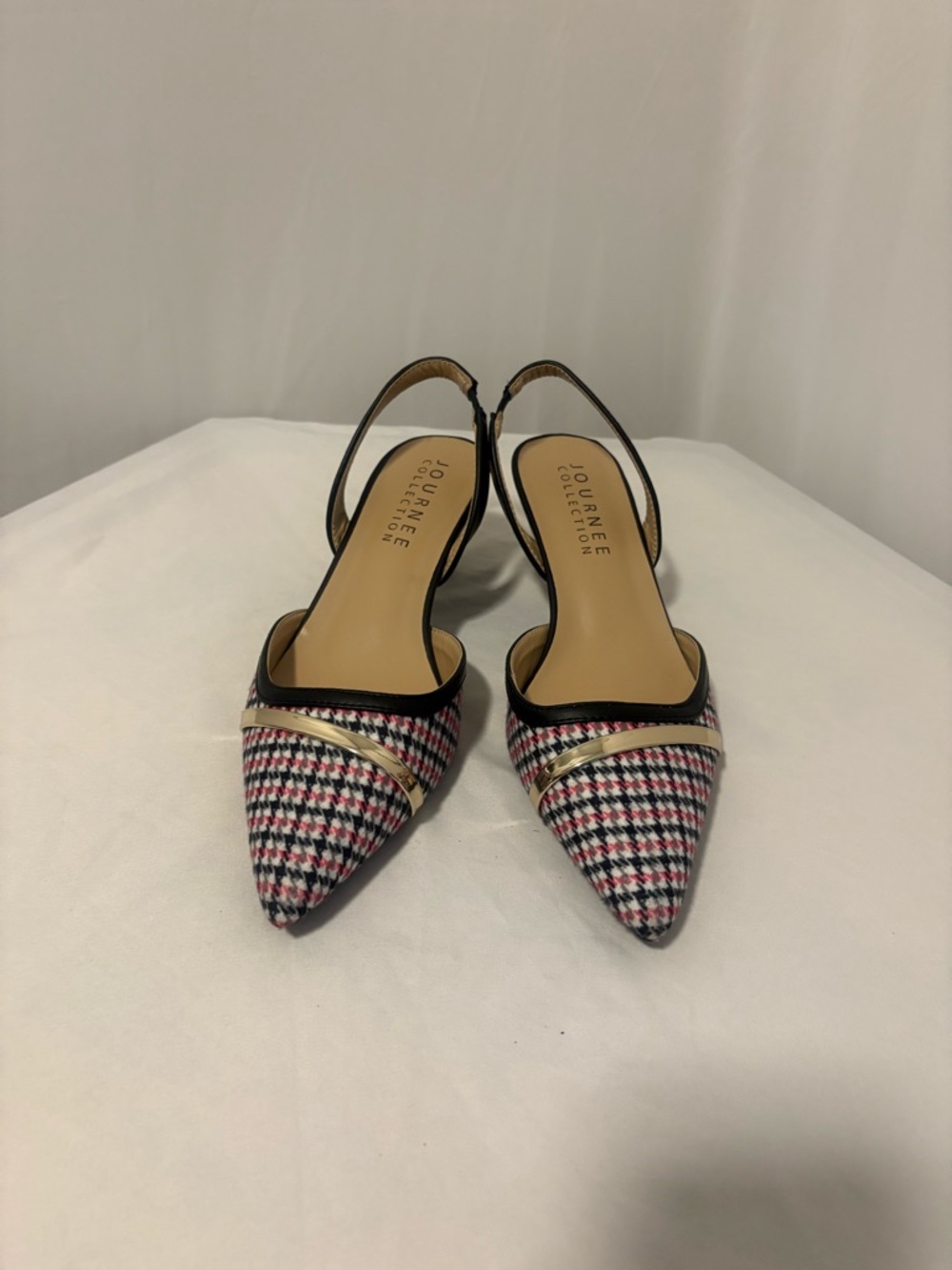 Brand new Journee Collection Women’s Nellia Halter Kitten Heel Pumps - Picture 6 of 6